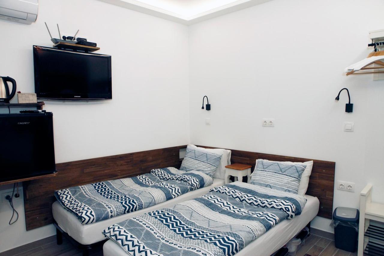 Sleep Over Sofia - Guest Rooms Εξωτερικό φωτογραφία